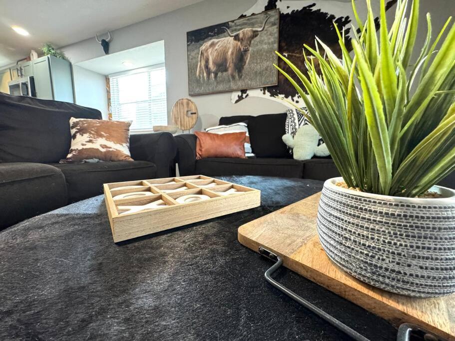 Modern Comfort: Updated Cozy Condo In Indian Point Брэнсон Экстерьер фото