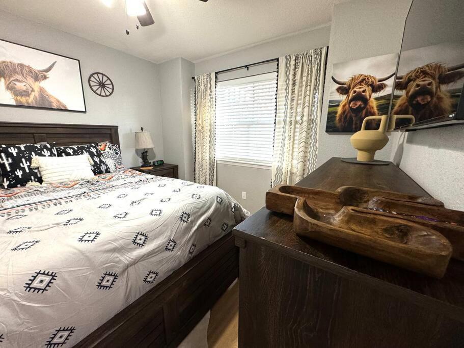 Modern Comfort: Updated Cozy Condo In Indian Point Брэнсон Экстерьер фото